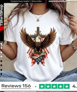 Majestic bald eagle with US flag and cross 250 years of American independence 1776–2026 Women T-Shirt
