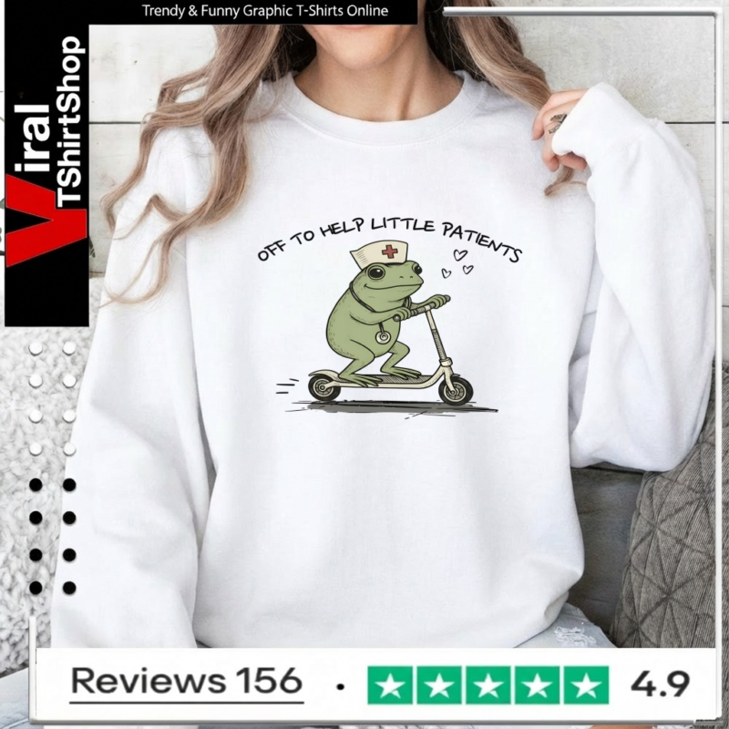 Funny Frog Off To Help Little Patients_Sweatshirt