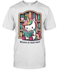 A unicorn reading books believe in your bookshelf  Classic Men's T-shirt