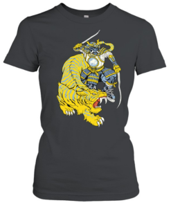 Buffalo Sabers knight fighting  Classic Women's T-shirt