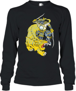 Buffalo Sabers knight fighting  Long Sleeved T-shirt