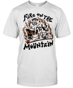 GD Fire On The Mountain Bear  Classic Men's T-shirt