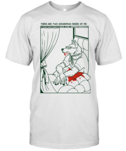There Are Two Grandmas Inside Of Me Wolf  Classic Men's T-shirt