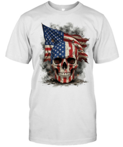 Battle Worn American Flag Skull T Classic Men's T-shirt