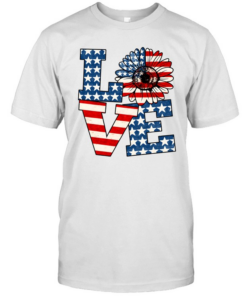 Love America  Classic Men's T-shirt
