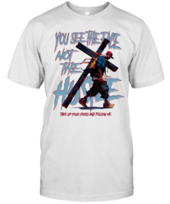 Man you see the face not the hustle take up your cross and follow me  Classic Men's T-shirt