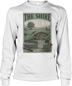 The Shire Hobbit Hole illustration T Long Sleeved T-shirt