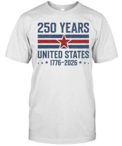 Good 250 Years 4th Of July 1176 2026 Patriotic Flag Retro Classic Men's T-shirt