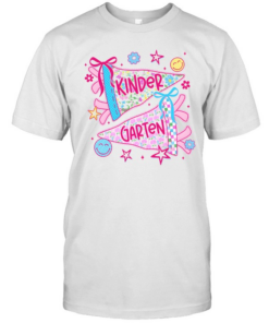 Kindergarten Coquette Pennant Classic Men's T-shirt