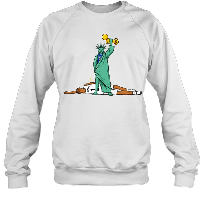 Knicks Jalen Brunson Liberty trophy peeing on Wemby Unisex Sweatshirt