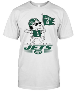 Snoopy New York Jets 6 1 Peanuts Football Classic Men's T-shirt