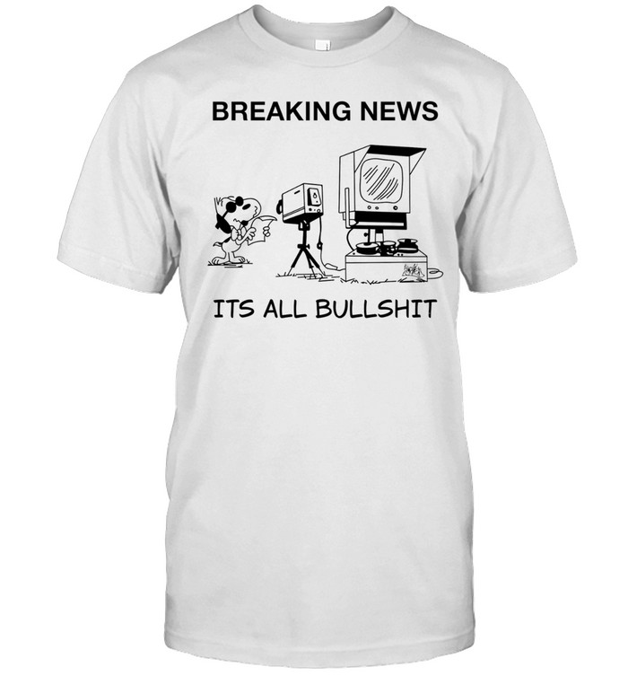 Snoopy at news camera breaking news it’s all bullshit Classic Men's T-shirt