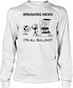 Snoopy at news camera breaking news it’s all bullshit Long Sleeved T-shirt