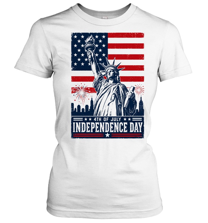 Statue of Liberty 4th of July Independence Day fireworks city skyline Classic Women's T-shirt