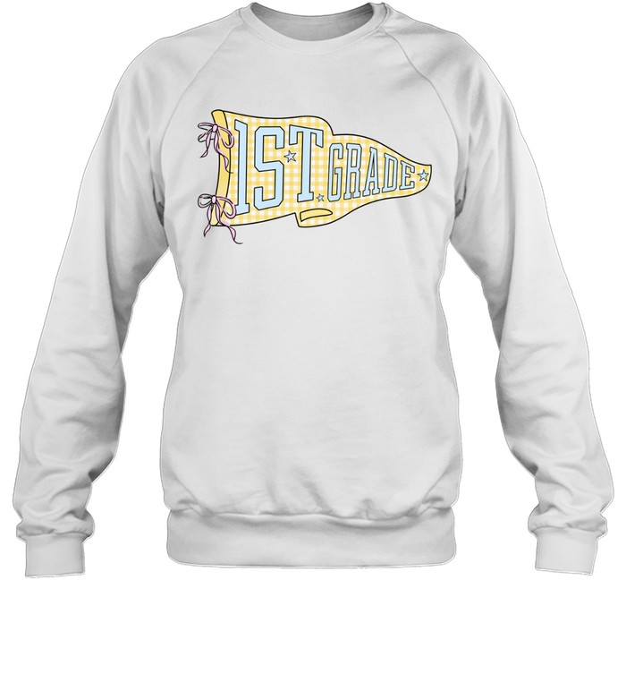 Vintage School Pennant Flag 1st Grade Tee with Yellow Plaid Texture Unisex Sweatshirt